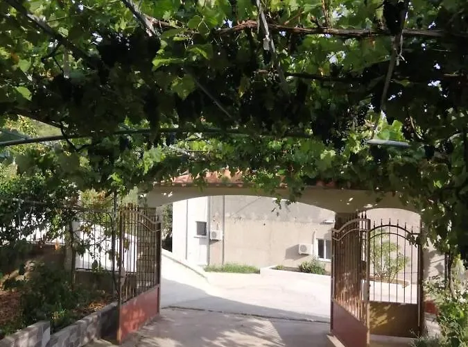 Villa Nefeli